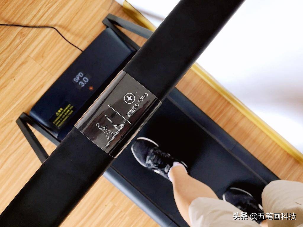 金史密斯折叠跑步机使用方法,乔山跑步机和金史密斯走步机