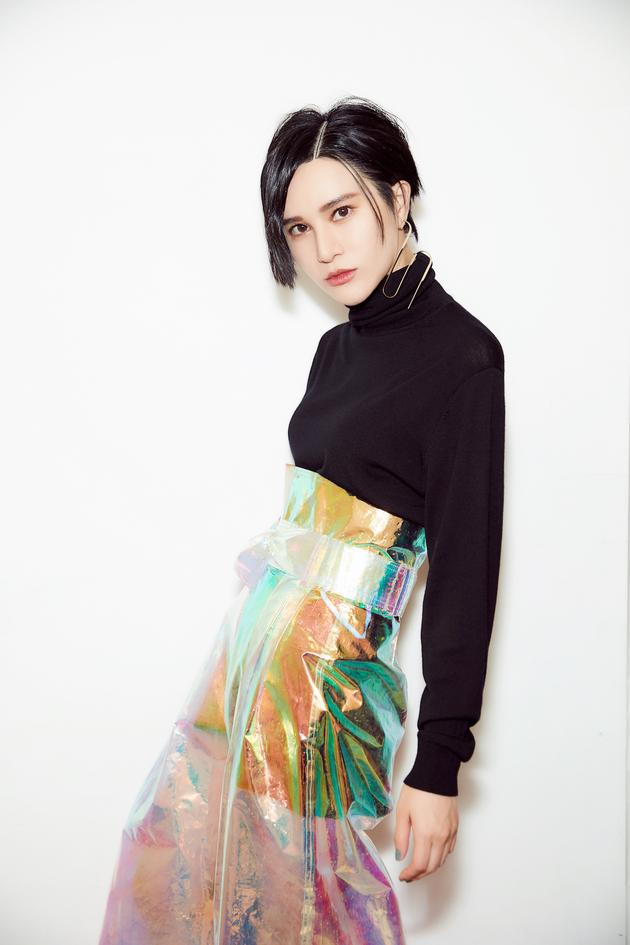 灏氶洴濠曟硶璇瓕瓒呭コ,鑳℃捣娉夊皻闆瓒呭コ