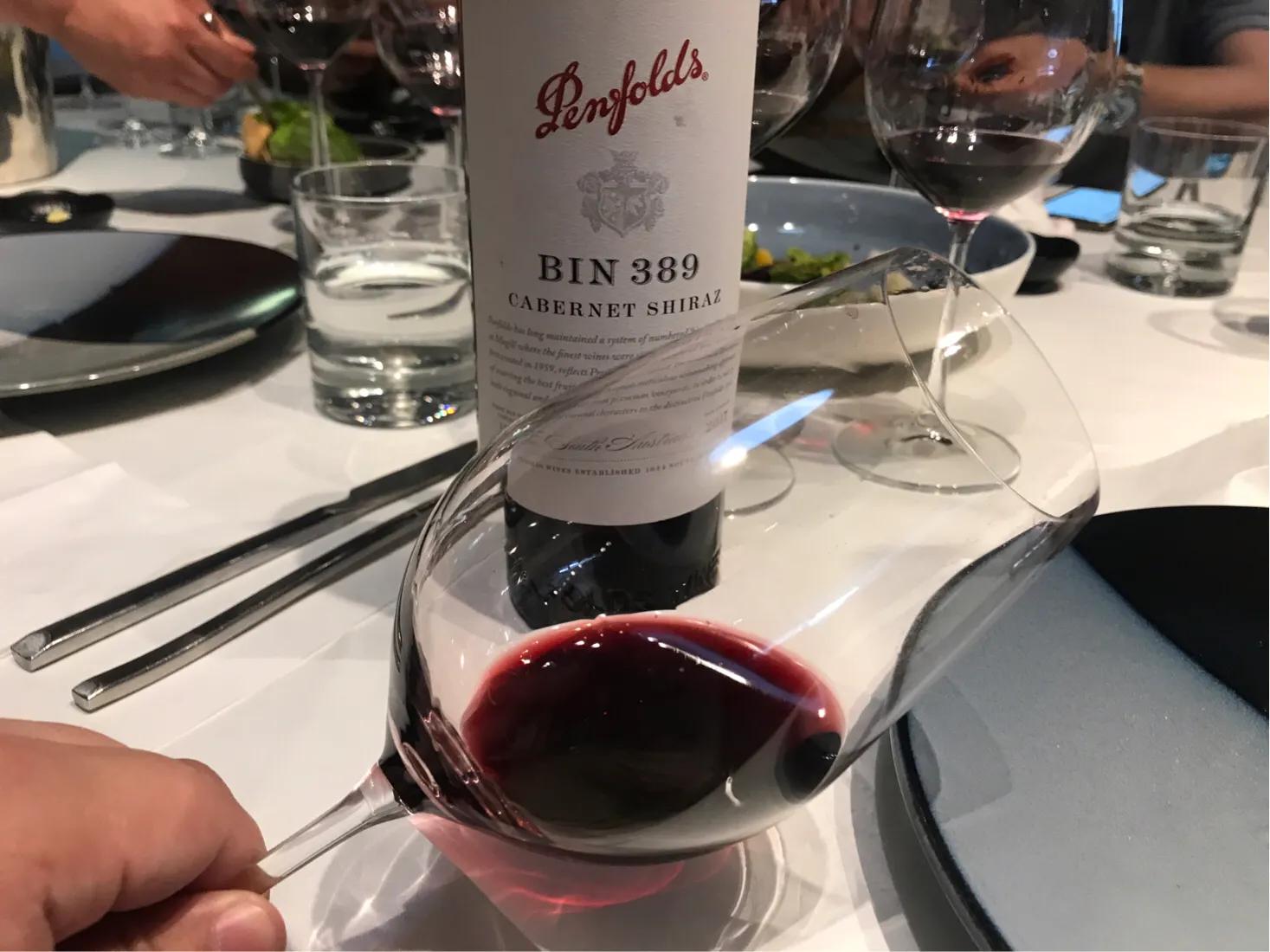 在宁波组了一场1800元一位的奔富酒局