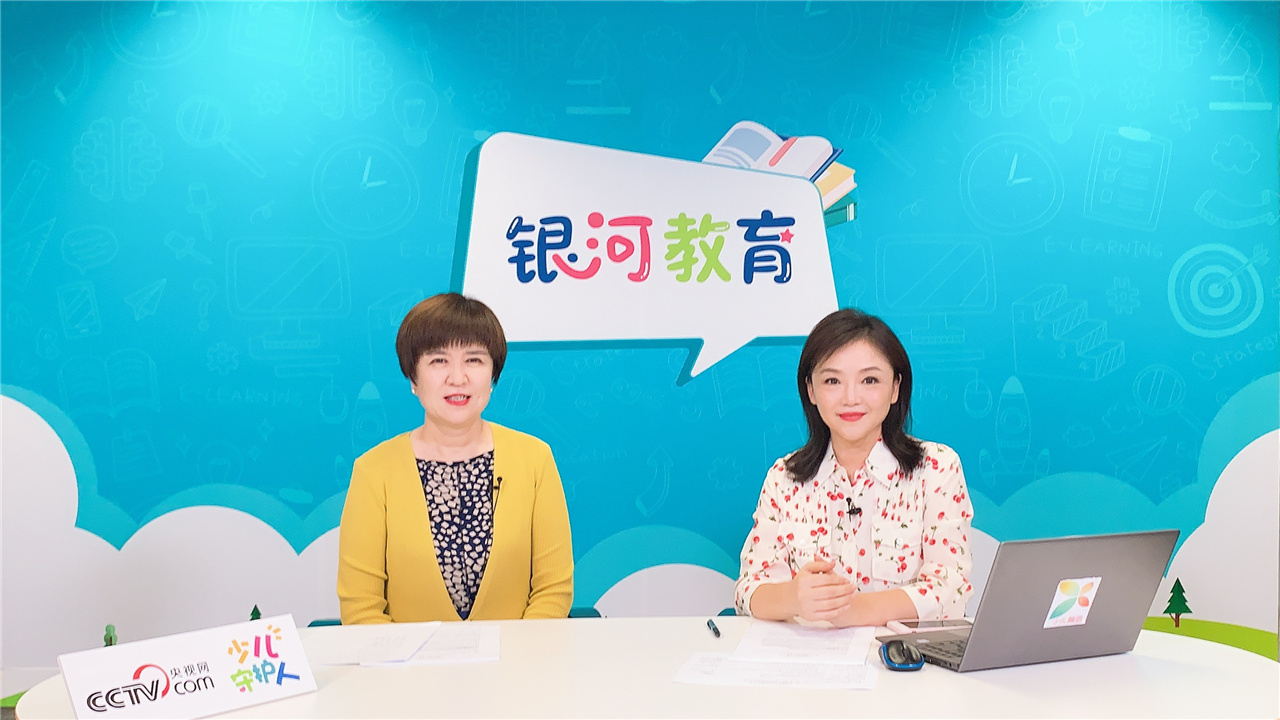 小孩吃了药还是高烧不退怎么办,儿童喉咙发炎高烧不退吃什么药