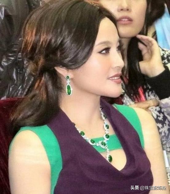 翡翠刘晓庆,中国翡翠女王刘晓庆坐拥百亿翡翠