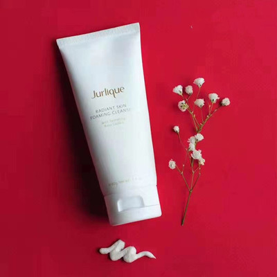 什么牌子的洗面奶温和好用,贵的洗面奶一般什么价位