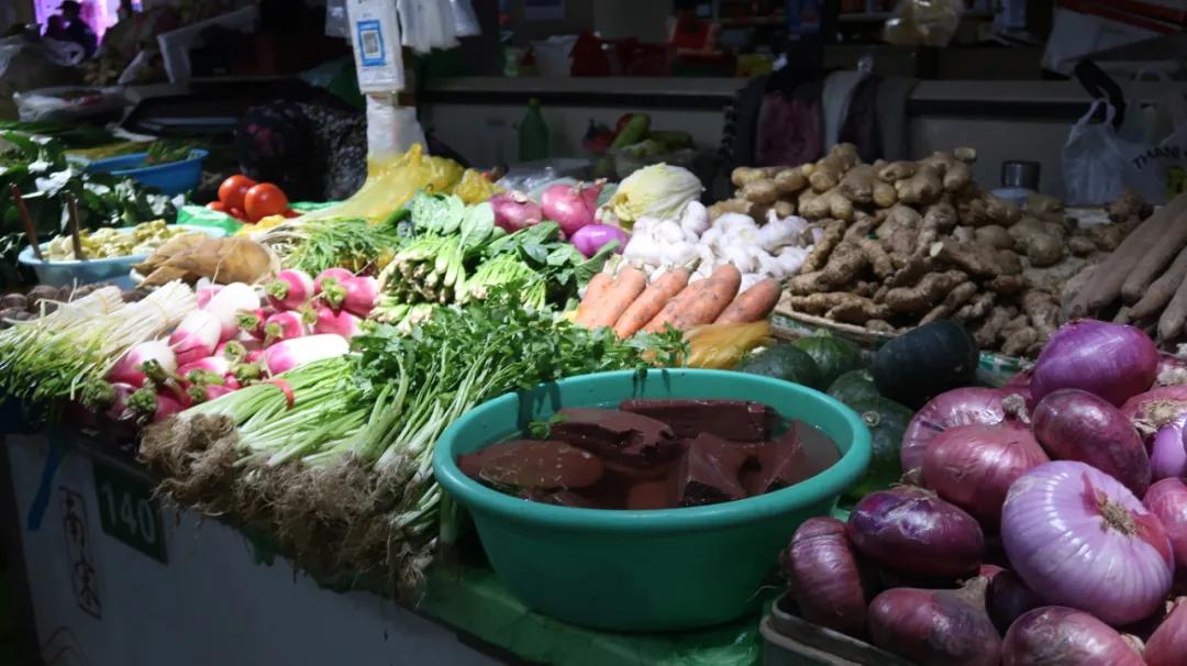 在这个足足2万平的奇妙海鲜“商场”，我找到了赚钱的动力