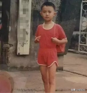 曾经这种衣服在六安夏天人手一件，穿过的都老了