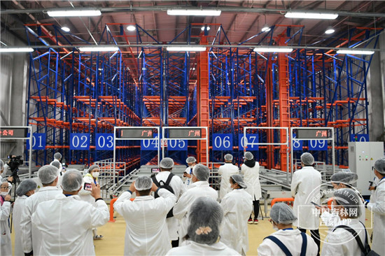 直击北京大兴国际机场到长春首航中国吉林网记者探营南航“中央厨房”