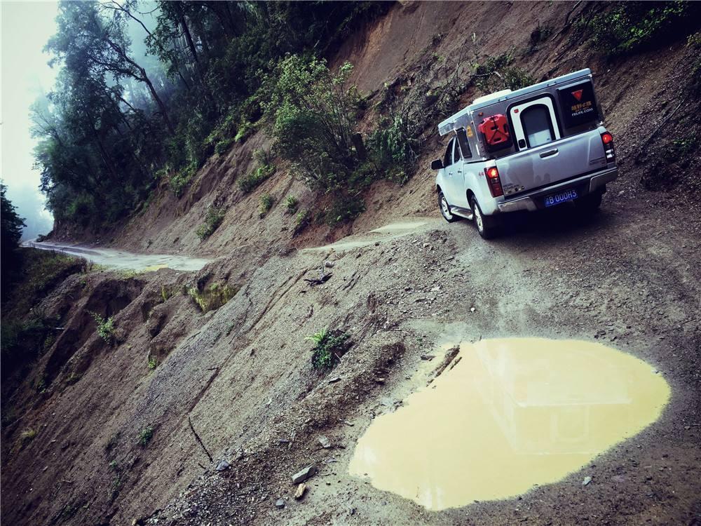 去稻城亚丁有什么路线,去稻城亚丁怎么去路线最好