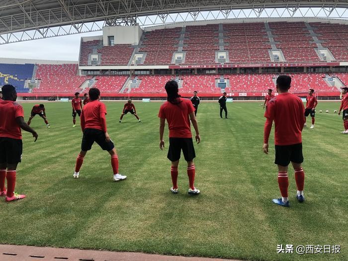 西北狼球队中甲,西北狼征战中甲