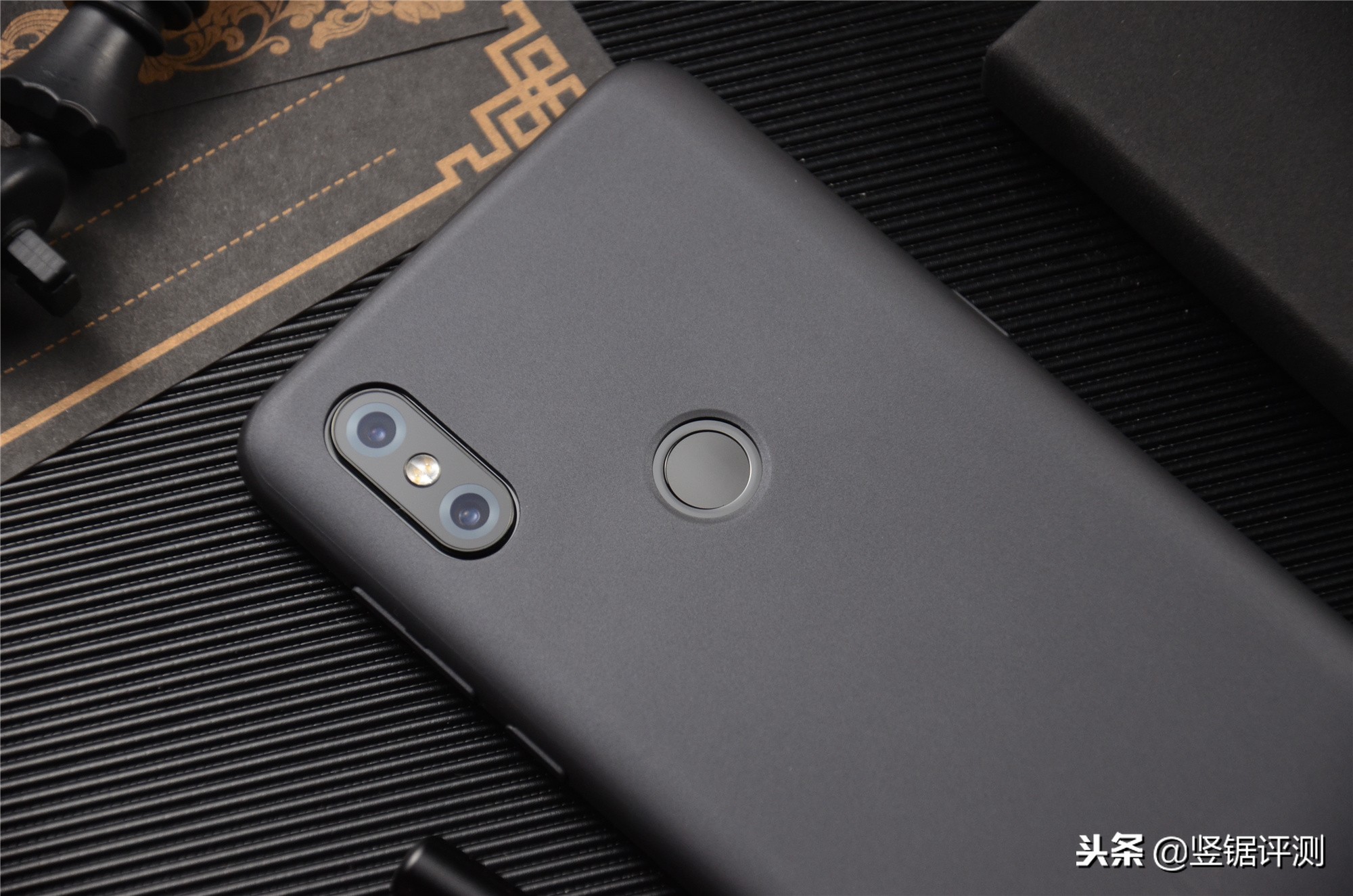 小米MIX3值不值得入手？体验一个月后来说下感受