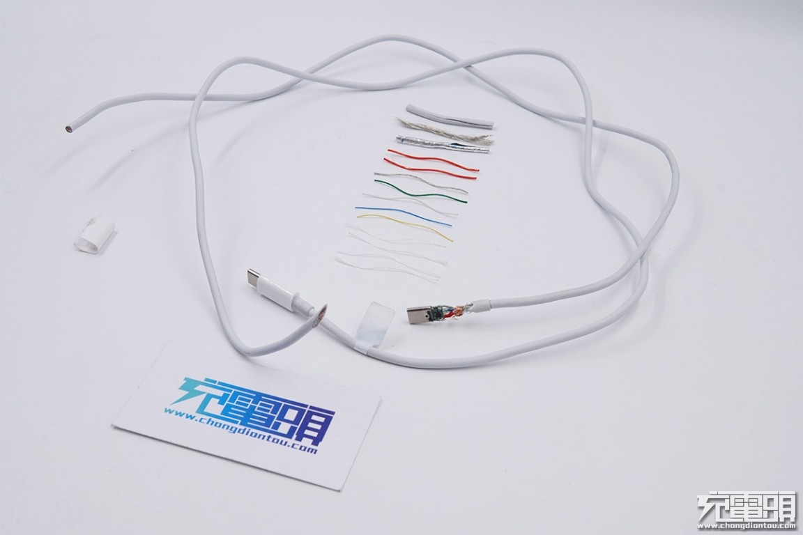 小米移动电源330000mh快充版拆解,小米c口数据线拆解