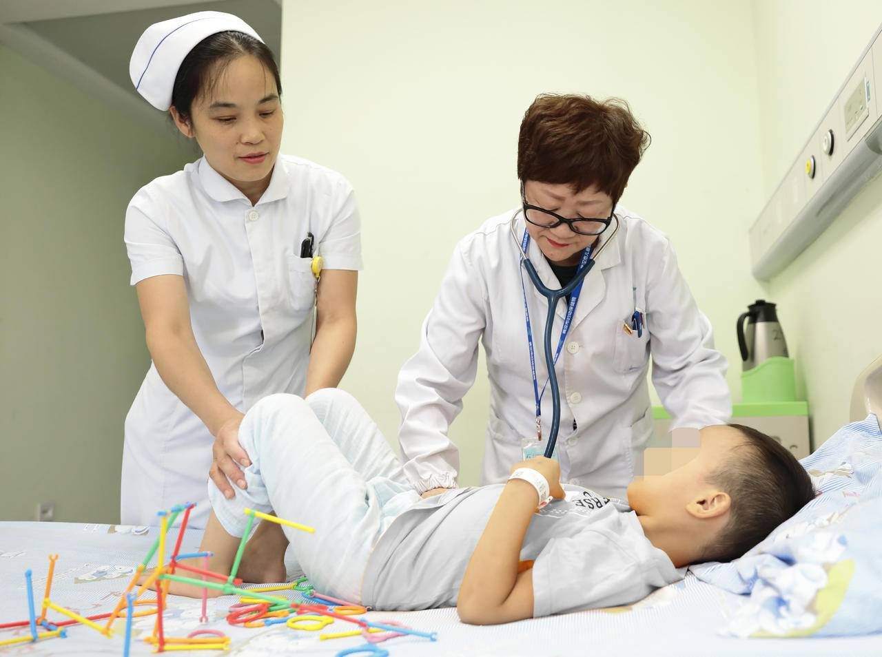 小孩肚子大鼓鼓的什么原因,7岁男童肚子鼓是什么原因