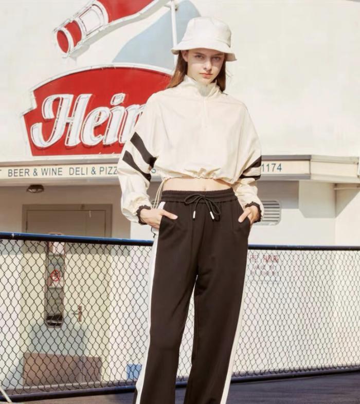 简单运动型穿搭女性,运动风穿搭技巧大全男女通用