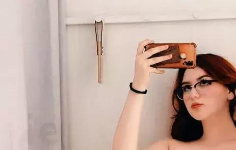 超详细干货｜游泳池里到底用什么手法才能不脱妆？