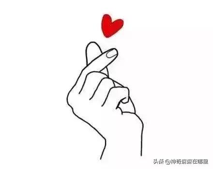 宝宝的舌头有点红怎么回事,宝宝的舌头有红点