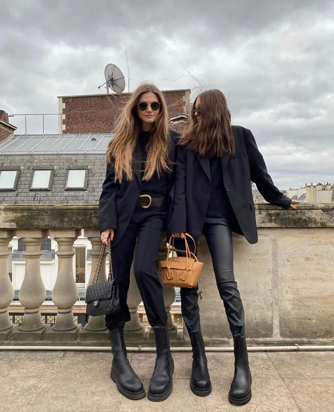 冬季显瘦裤子配靴子,现在还流行打底裤配靴子吗