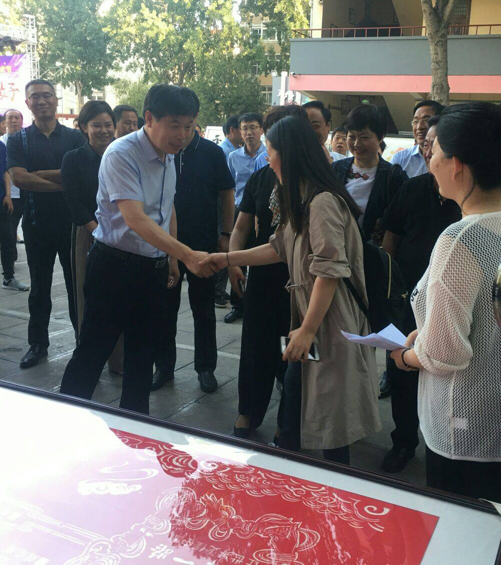 灏忓缁忓吀璇佃娲诲姩鍦嗘弧钀藉箷,灏忓瀹岀編鏀跺畼鍥炲繂鎴愰暱鍘嗙▼