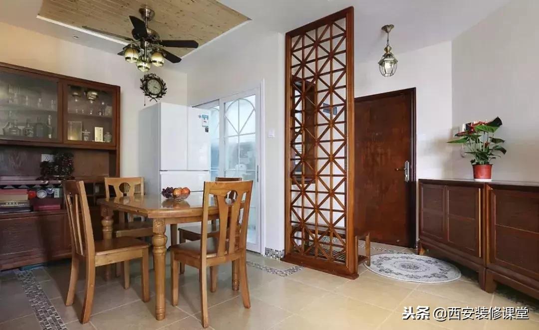 进门餐厅屏风隔断效果图轻奢,进门正对卫生间屏风隔断效果图