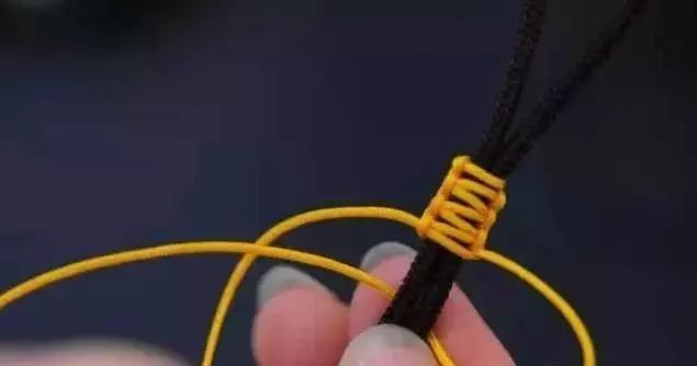 最容易学会的手串打结方法,小叶紫檀手串编绳打结