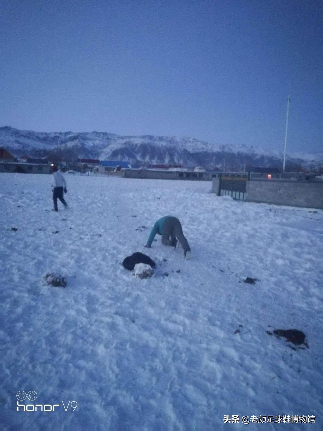 耐克宣传片国足剪辑,耐克足球广告贫民窟