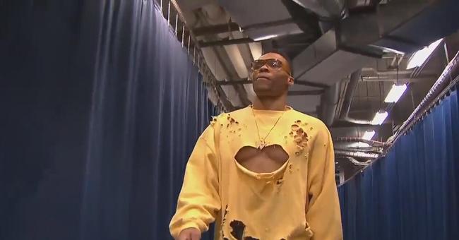 威少穿羽绒服,威少离谱穿搭