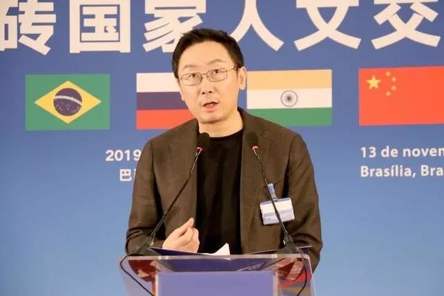 超燃!*疆新**少女的足球梦被拍成纪录片,登上央视