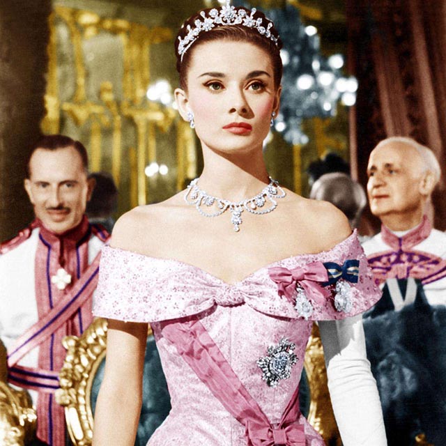 纪梵希为了赫本一生未娶,纪梵希和赫本葬在一起