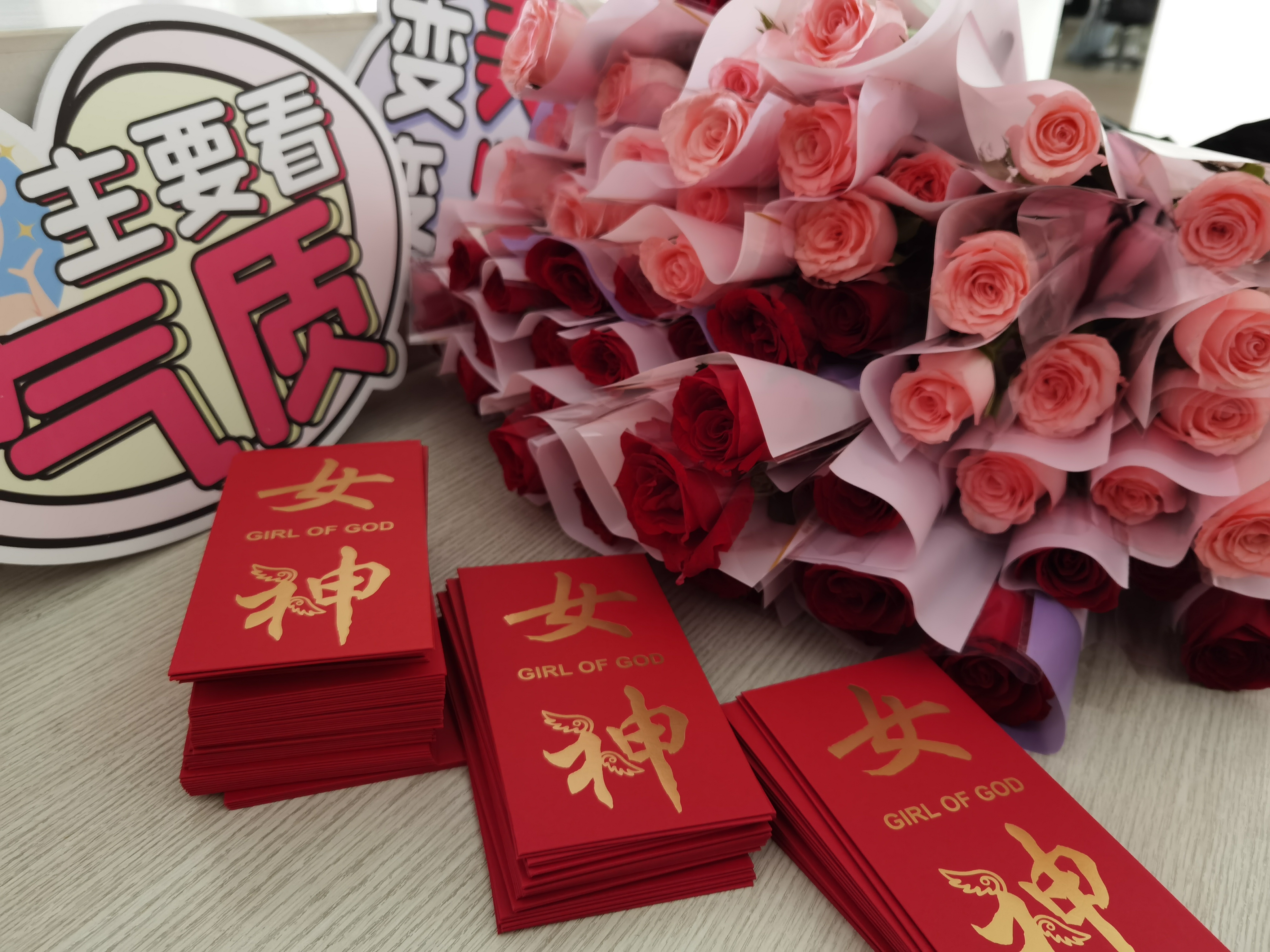 女神节致敬了不起的女王,女神节致敬女兵