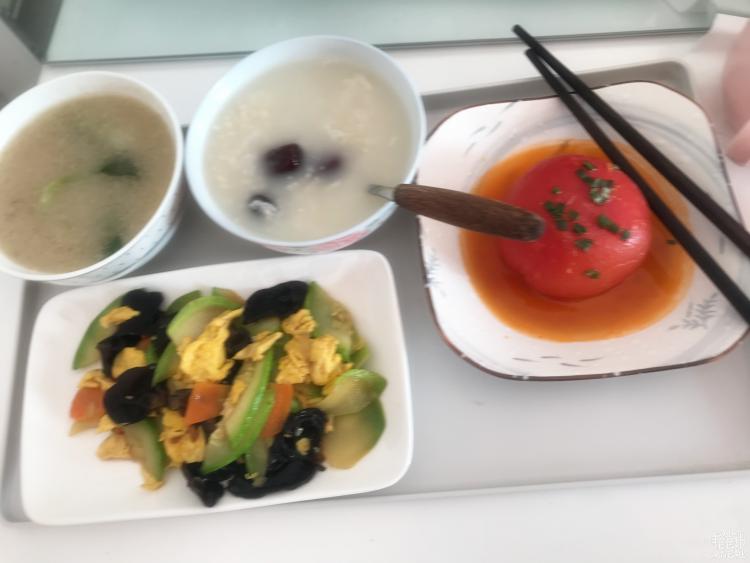 作为一枚妊糖高产妇，月子里这样吃，吃出心得，记录一下菜谱