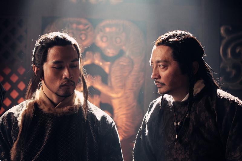 高俅为了害林冲运用了哪些阴谋,高俅为什么可以下毒