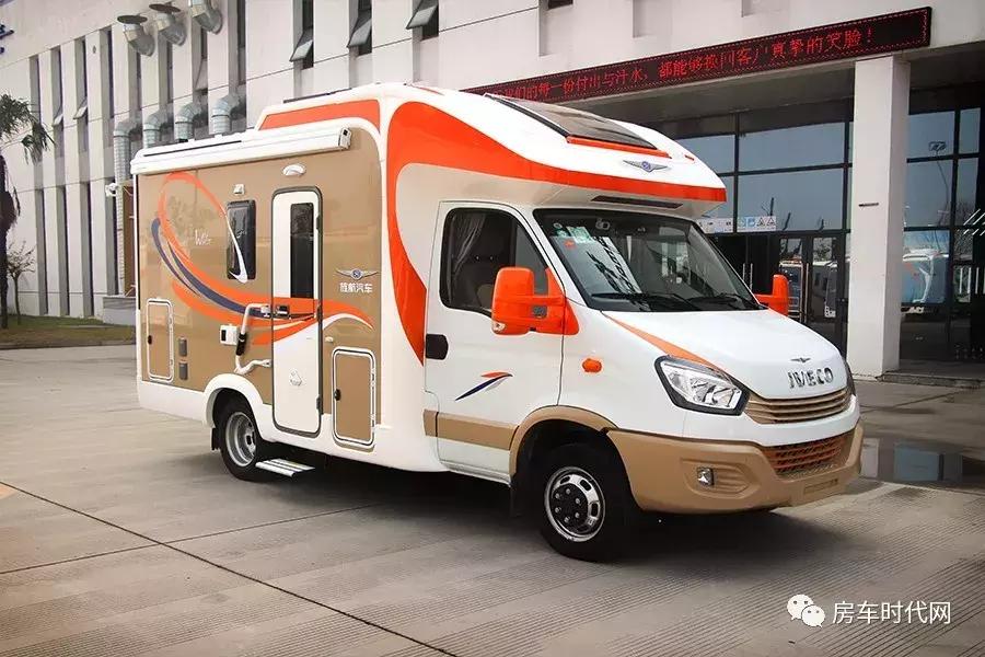 旌航依维柯欧胜c型自动挡房车,旌航最美观又适用的小额头房车