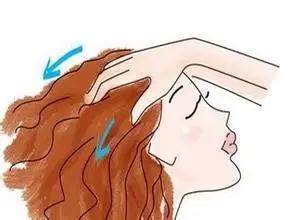 梳头留下一缕没梳上什么讲究,梳头什么时候梳最好