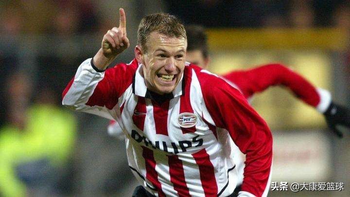 罗本斯内德范佩西国家队合影,罗本与范佩西