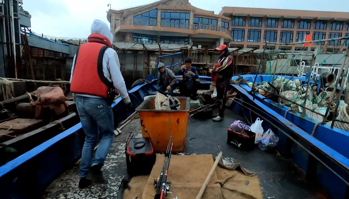 海钓赚钱吗一年可以赚多少钱,给初玩海钓新手的十点忠告