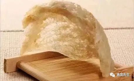 燕窝发黄能吃吗,燕窝有霉味但没有发霉