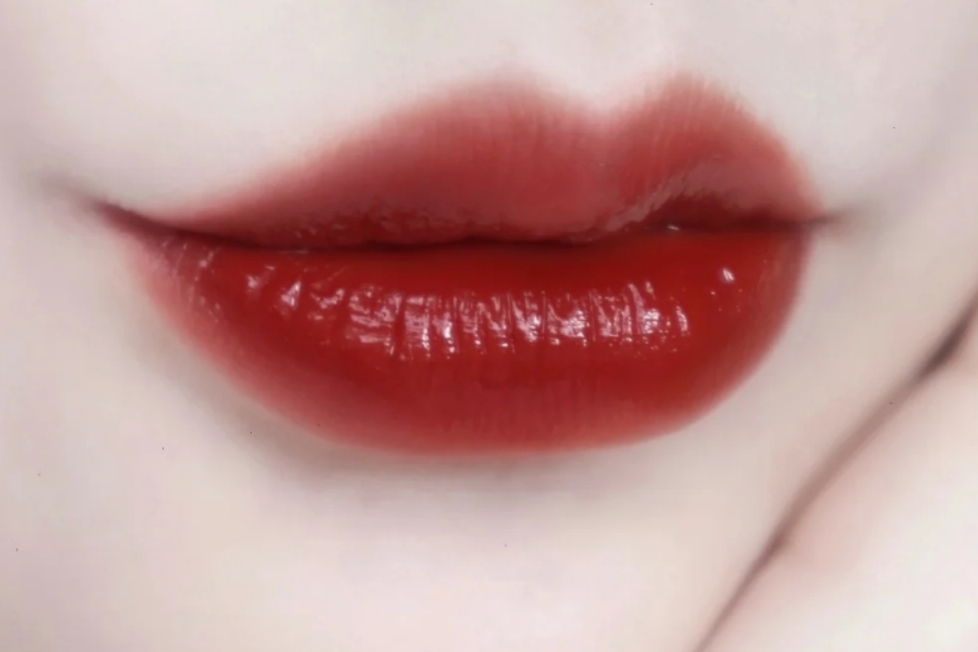 一定要拥有的六支颜色的口红,最值得你买的十支口红是哪一款