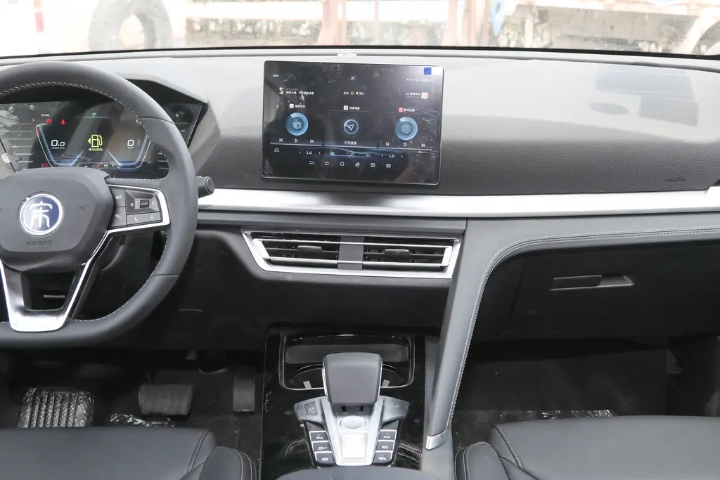 比亚迪宋pro中控蓝屏重启怎么回事,比亚迪宋prodmi死机