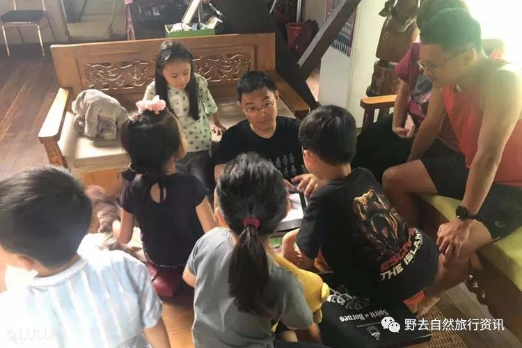 希望疫情早点结束能陪孩子多走走,待疫情彻底过去