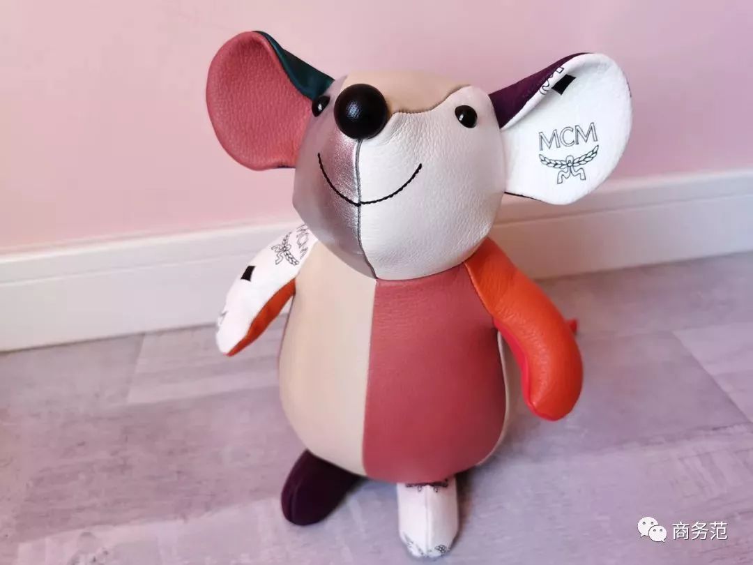 拆开之前收到的54个快递，每一份都让人感到美好