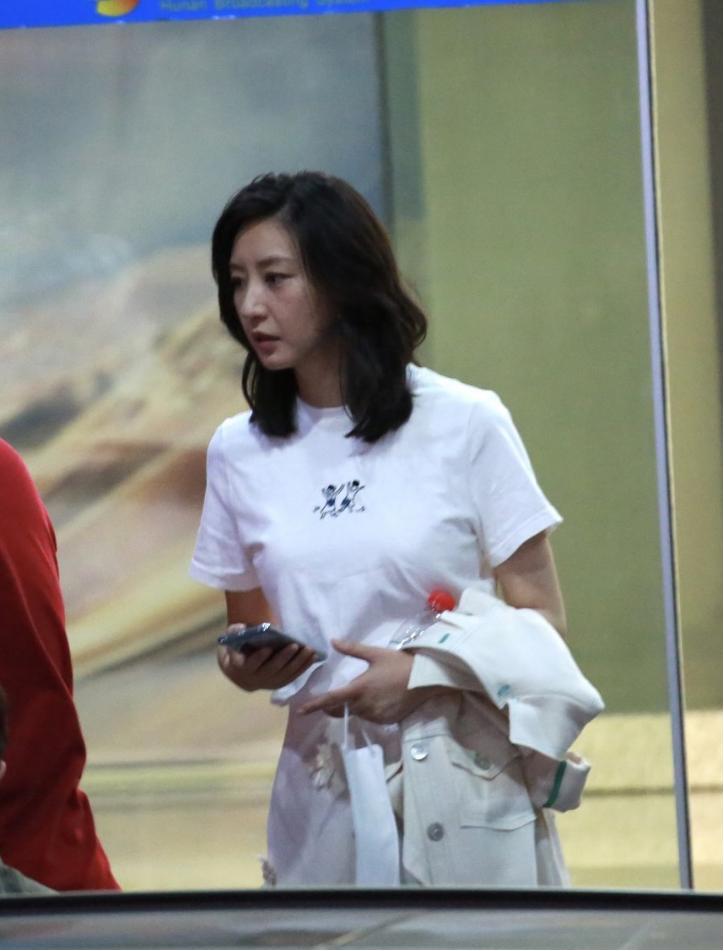 凌潇肃唐一菲甜蜜瞬间,凌潇肃唐一菲连线