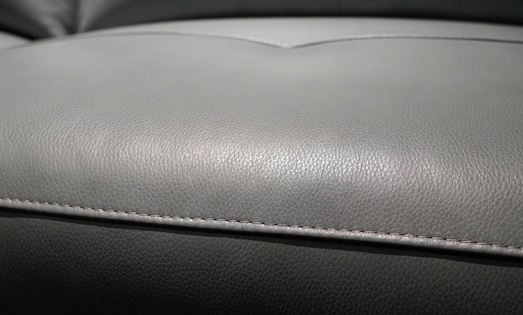 乐至宝沙发和芝华仕哪个档次高,乐至宝和芝华仕一万多沙发哪个好