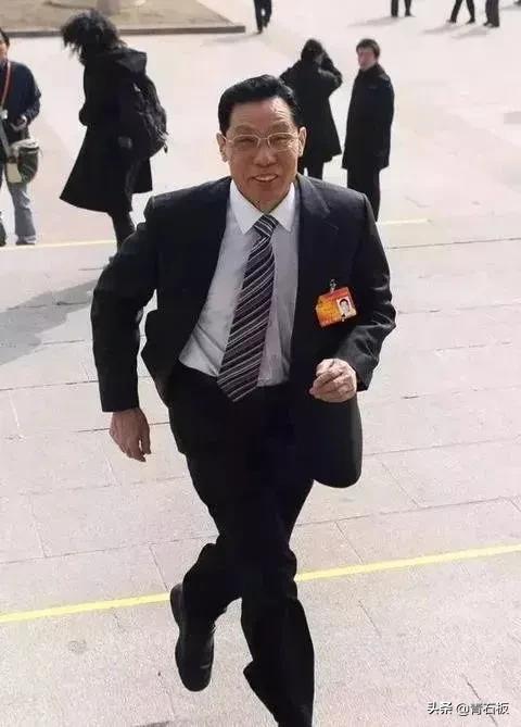 广州呼吸科钟南山院士,医学专家钟南山院士