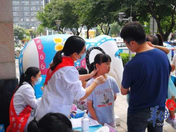 牙周病导致牙缝大可以做牙贴面吗,牙周病导致牙龈萎缩牙缝大怎么办