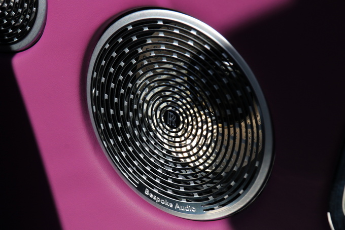 全新一代劳斯莱斯古思特,豪华180评测