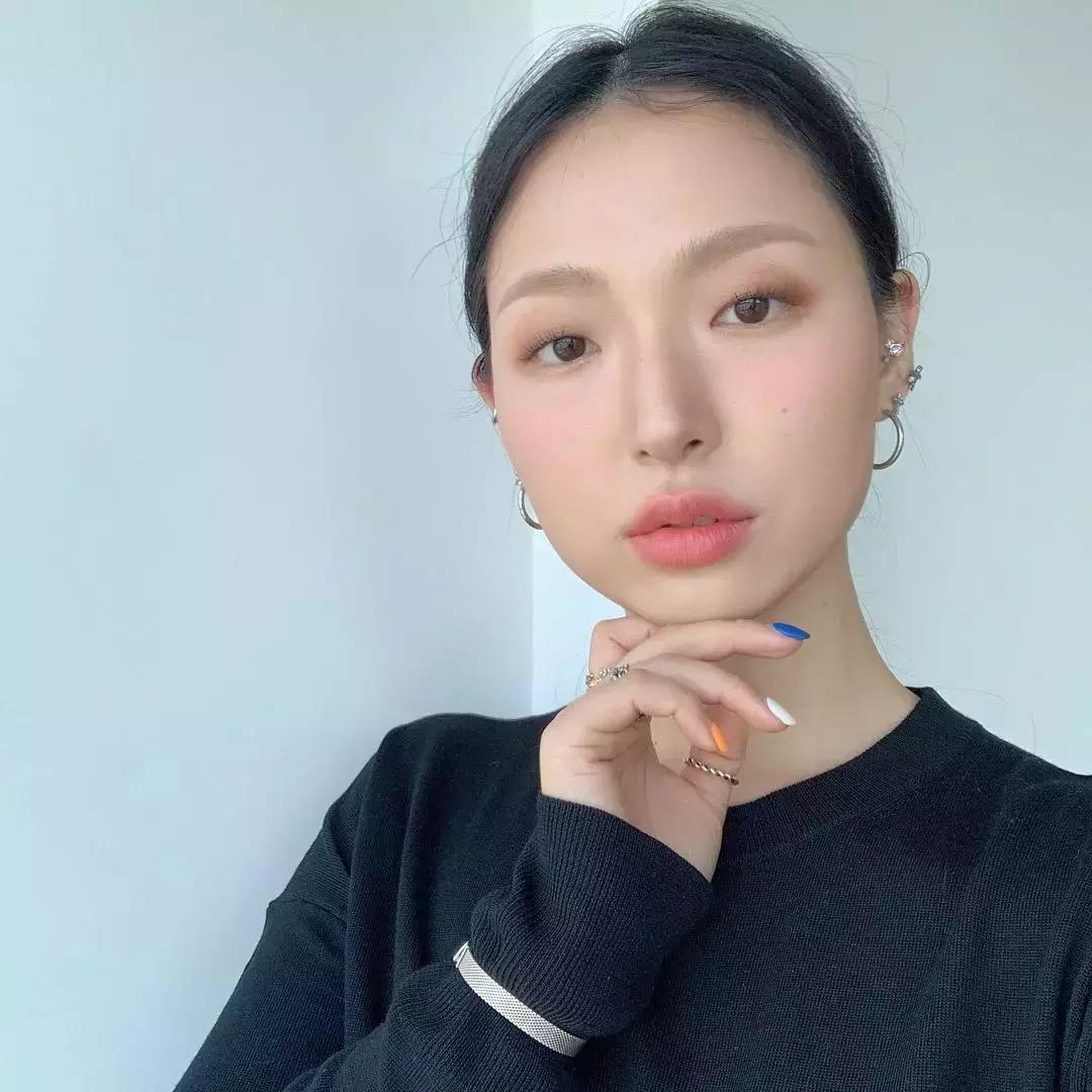 单眼皮眼妆的画法初学者视频,圆眼单眼皮内眦赘皮眼妆画法