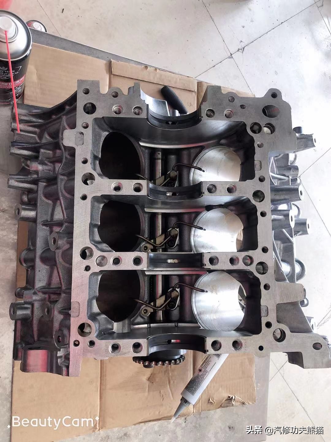 奥迪a8烧机油吗48v轻混,奥迪a8烧机油一千公里烧0.5正常吗