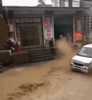 五菱宏光为啥销量那么好,五菱宏光每年的保值率