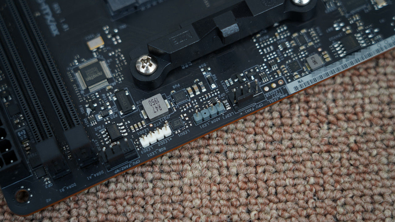 itx三槽显卡机箱,itx机箱能装多大显卡