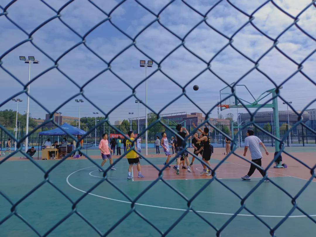 信阳学院破不破,信阳学院鼎盛