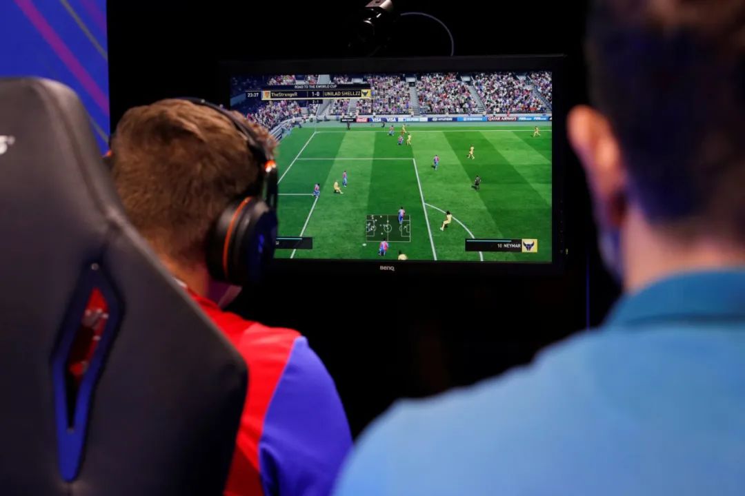 当世界第一中场遇上世界第一门将,当世界第一遇到全球第一