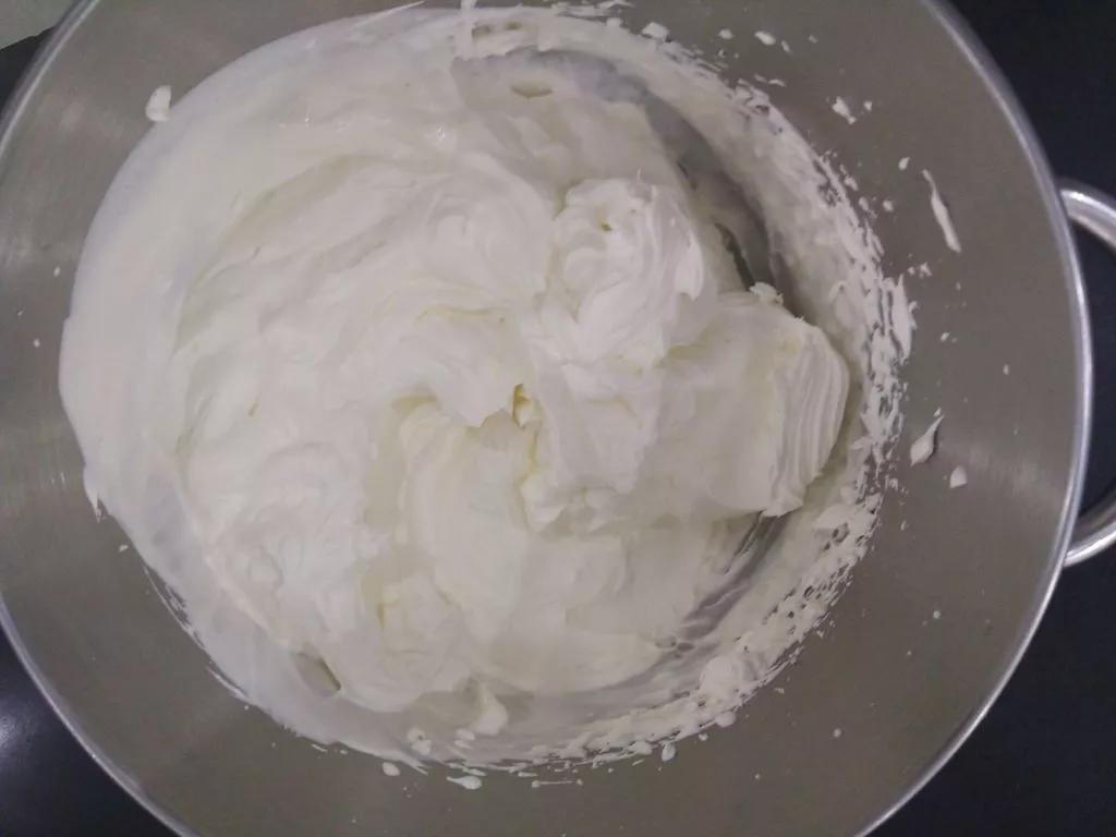 欧米奇学做西点,芒果班戟平底锅怎么做