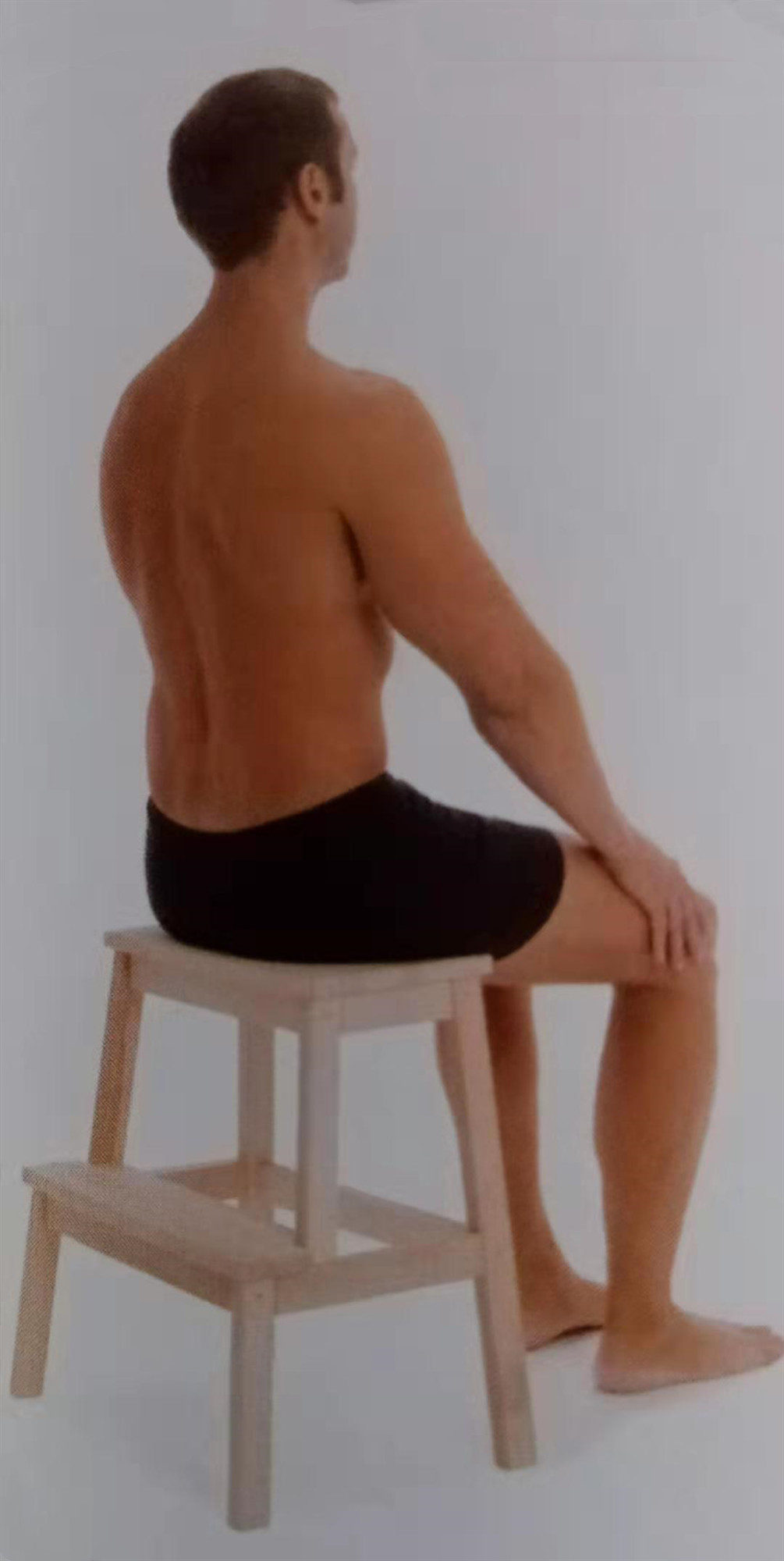 长期久坐腰部无力怎么办,久坐久躺低头玩手机做什么锻炼